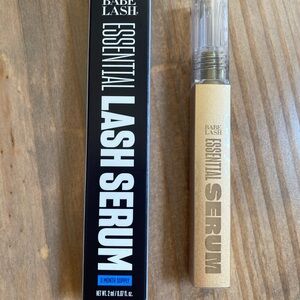 NEW SEALED Essential Lash Serum - Gold